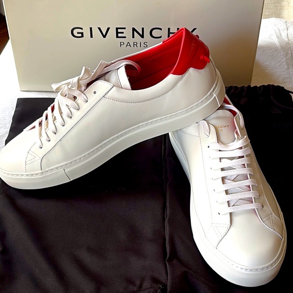 Givenchy men’s urban street low top White and Red Sneakers size 43 NEW